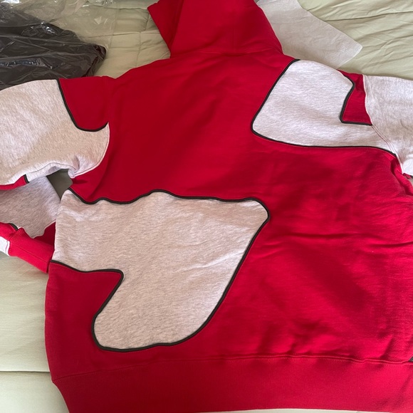Supreme S Hoddie - Picture 3 of 3